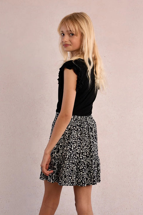 FLUTTER KNIT TEE