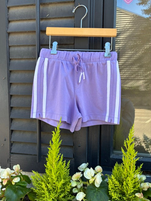 SIDE STRIPE SHORT